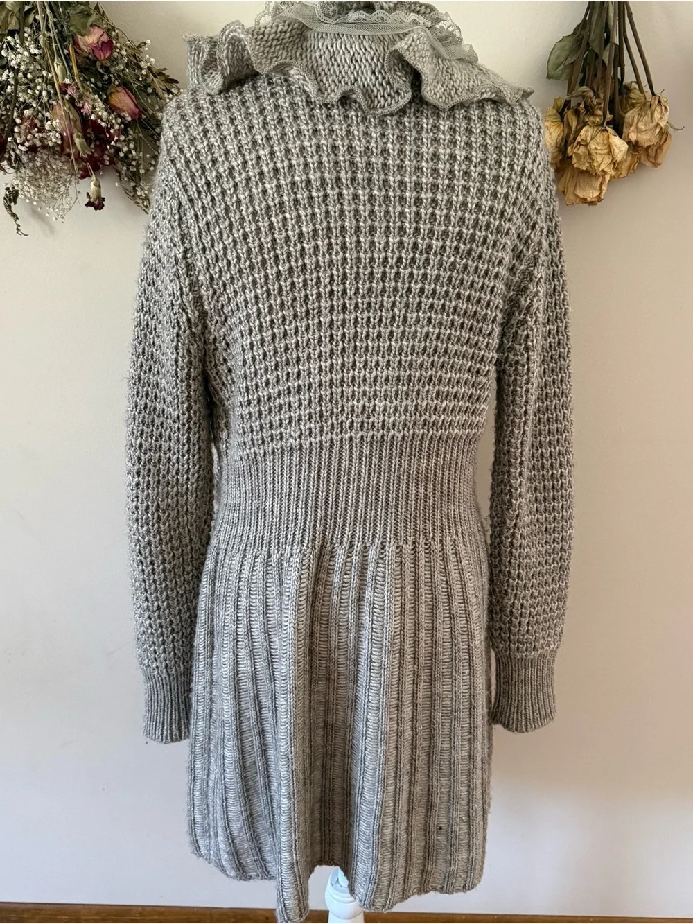 verty Ruffled Open-Front Knit Cardigan - Gray - Picture 5 of 6